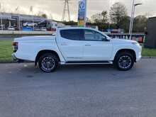 Mitsubishi 2.2 DI-D DC Barbarian Pickup Double Cab 4dr Diesel Manual 4WD Euro 6 (s/s) (150 ps)