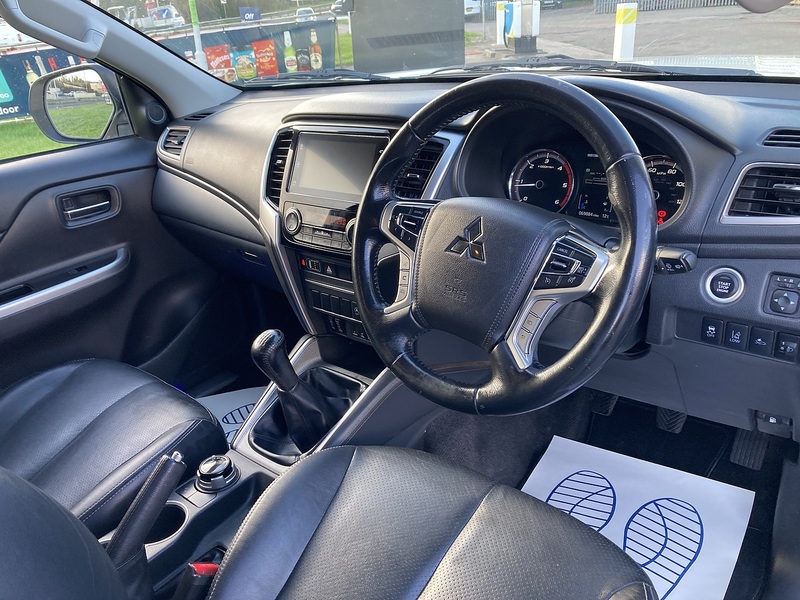Mitsubishi 2.2 DI-D DC Barbarian Pickup Double Cab 4dr Diesel Manual 4WD Euro 6 (s/s) (150 ps)