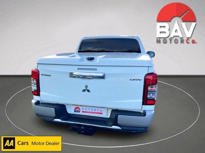 Mitsubishi 2.2 DI-D DC Barbarian Pickup Double Cab 4dr Diesel Manual 4WD Euro 6 (s/s) (150 ps)