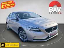 Volvo 2.0 T2 GPF Momentum Nav Plus Hatchback 5dr Petrol Manual Euro 6 (s/s) (122 ps)