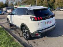 Peugeot 1.2 PureTech Allure SUV 5dr Petrol Manual Euro 6 (s/s) (130 ps)