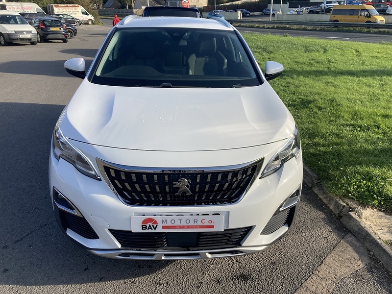 Peugeot 1.2 PureTech Allure SUV 5dr Petrol Manual Euro 6 (s/s) (130 ps)
