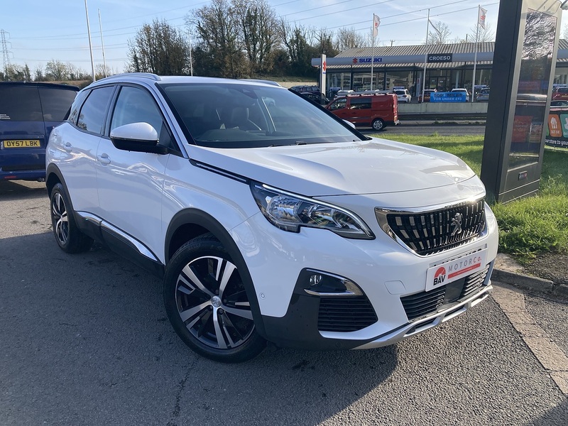 Peugeot 1.2 PureTech Allure SUV 5dr Petrol Manual Euro 6 (s/s) (130 ps)