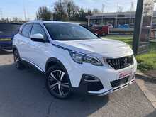 Peugeot 1.2 PureTech Allure SUV 5dr Petrol Manual Euro 6 (s/s) (130 ps)