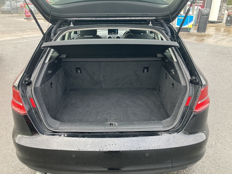 Audi 2.0 TDI Sport Sportback 5dr Diesel S Tronic Euro 6 (s/s) (150 ps)