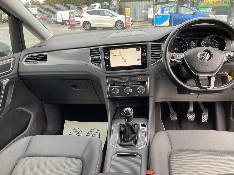 Volkswagen 1.5 TSI EVO SE Nav MPV 5dr Petrol Manual Euro 6 (s/s) (130 ps)