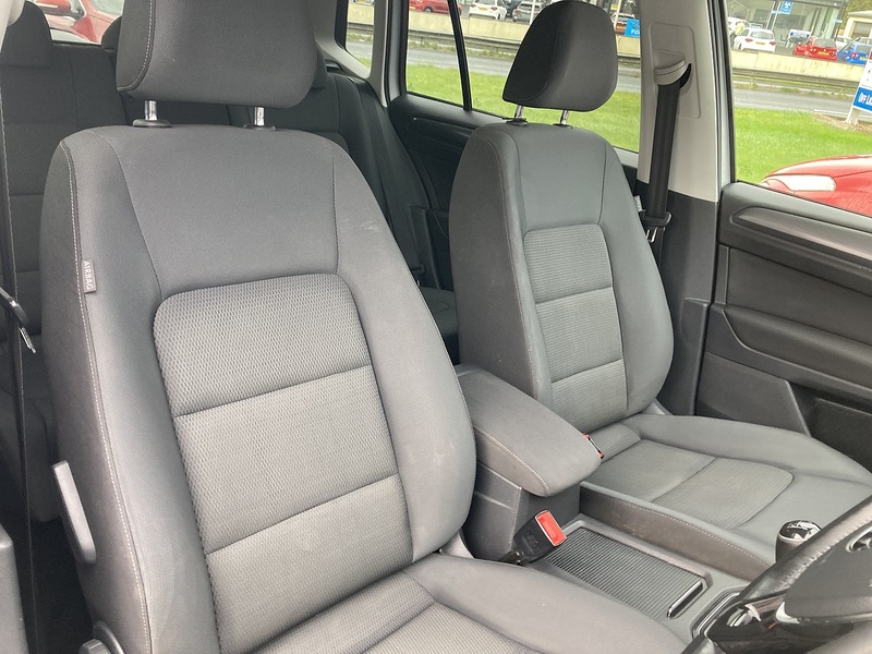 Volkswagen 1.5 TSI EVO SE Nav MPV 5dr Petrol Manual Euro 6 (s/s) (130 ps)