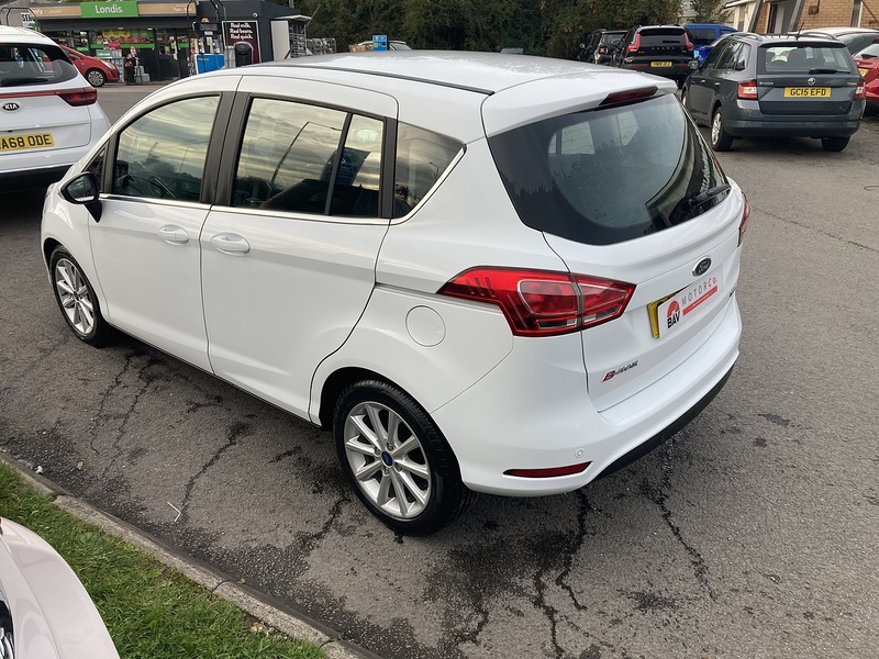 Ford 1.0T EcoBoost Titanium Navigator MPV 5dr Petrol Manual Euro 6 (s/s) (125 ps)