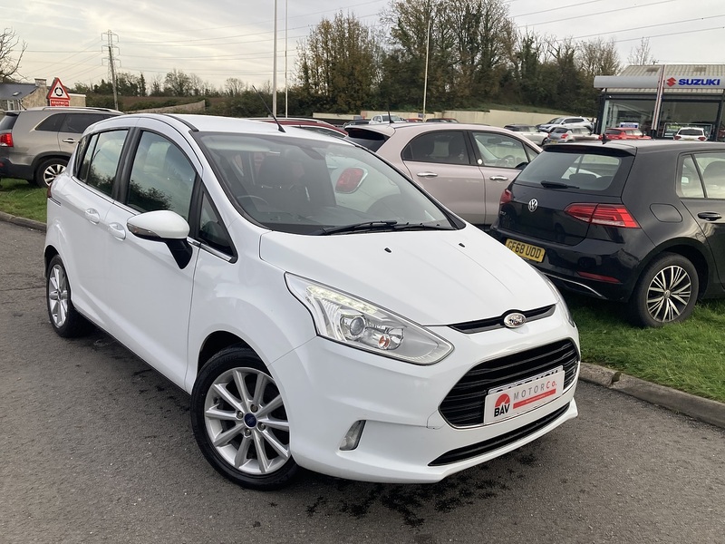 Ford 1.0T EcoBoost Titanium Navigator MPV 5dr Petrol Manual Euro 6 (s/s) (125 ps)