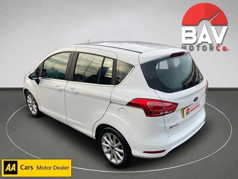 Ford 1.0T EcoBoost Titanium Navigator MPV 5dr Petrol Manual Euro 6 (s/s) (125 ps)