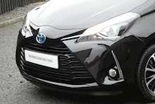 Toyota Yaris 1.5 VVT-h Icon Tech Hatchback 5dr Petrol Hybrid E-CVT Euro 6 (s/s) (100 ps)