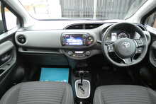 Toyota Yaris 1.5 VVT-h Icon Tech Hatchback 5dr Petrol Hybrid E-CVT Euro 6 (s/s) (100 ps)