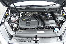 Volkswagen Touran 1.5 TSI EVO R-Line MPV 5dr Petrol Manual Euro 6 (s/s) (150 ps)