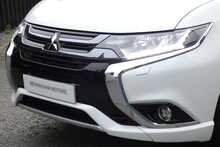 Mitsubishi Outlander 2.0h 12kWh Juro SUV 5dr Petrol Plug-in Hybrid CVT 4WD Euro 6 (s/s) (200 ps)
