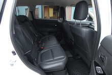 Mitsubishi Outlander 2.0h 12kWh Juro SUV 5dr Petrol Plug-in Hybrid CVT 4WD Euro 6 (s/s) (200 ps)