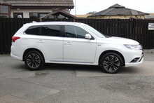 Mitsubishi Outlander 2.0h 12kWh Juro SUV 5dr Petrol Plug-in Hybrid CVT 4WD Euro 6 (s/s) (200 ps)