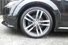 Audi TT 2.0 TFSI S line Roadster 2dr Petrol S Tronic quattro Euro 6 (s/s) (230 ps)
