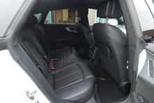 Audi A7 3.0 TDI V6 S line Sportback 5dr Diesel S Tronic quattro Euro 5 (s/s) (204 ps)