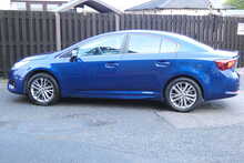 Toyota Avensis 1.8 V-Matic Business Edition Saloon 4dr Petrol CVT Euro 6 (147 ps)