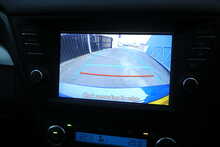 Toyota Avensis 1.8 V-Matic Business Edition Saloon 4dr Petrol CVT Euro 6 (147 ps)