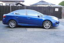 Toyota Avensis 1.8 V-Matic Business Edition Saloon 4dr Petrol CVT Euro 6 (147 ps)