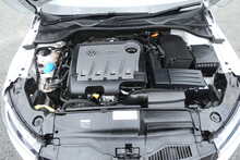 Volkswagen Scirocco 2.0 TDI GT Hatchback 3dr Diesel DSG Euro 5 (Leather, Nav) (177 ps)