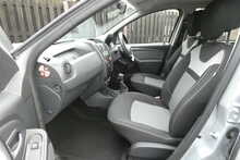 Dacia Duster
1.5 dCi Laureate SUV 5dr Diesel EDC Euro 6 (s/s) (110 ps)