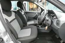 Dacia Duster
1.5 dCi Laureate SUV 5dr Diesel EDC Euro 6 (s/s) (110 ps)