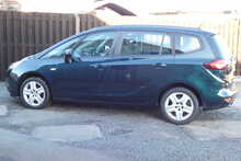 Vauxhall Zafira Tourer 2.0 CDTi Exclusiv MPV 5dr Diesel Auto Euro 5 (165 ps)