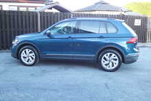 Volkswagen Tiguan 1.5 TSI Life SUV 5dr Petrol DSG Euro 6 (s/s) (150 ps)