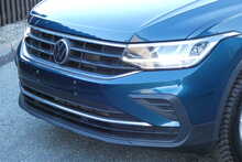 Volkswagen Tiguan 1.5 TSI Life SUV 5dr Petrol DSG Euro 6 (s/s) (150 ps)