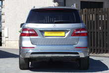 Mercedes-Benz M Class 3.0 ML350 V6 BlueTEC AMG Line SUV 5dr Diesel G-Tronic 4WD Euro 6 (s/s) (258 ps)