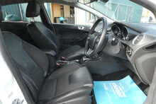 Ford Fiesta 1.0T EcoBoost Titanium X Hatchback 5dr Petrol Powershift Euro 5 (100 ps)