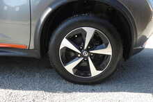 Nissan Juke 1.6 Bose Personal Edition SUV 5dr Petrol XTRON Euro 6 (112 ps)