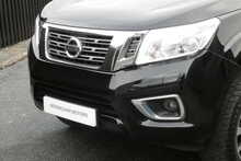 Nissan Navara 2.3 dCi Tekna Pickup Double Cab 4dr Diesel Manual 4WD Euro 6 (s/s) (190 ps)