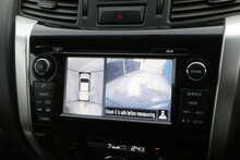 Nissan Navara 2.3 dCi Tekna Pickup Double Cab 4dr Diesel Manual 4WD Euro 6 (s/s) (190 ps)