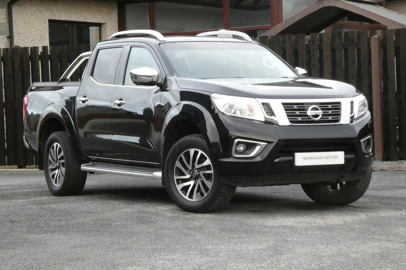 Nissan 2.3 dCi Tekna Pickup Double Cab 4dr Diesel Manual 4WD Euro 6 (s/s) (190 ps)