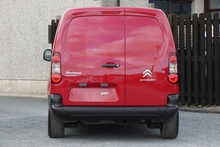 Citroen Berlingo 1.6 BlueHDi 625 Enterprise Panel Van 5dr Diesel Manual L1 (112 g/km, 75 bhp)