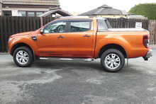 Ford Ranger 3.2 TDCi Wildtrak Pickup Double Cab 4dr Diesel Durashift 4WD Euro 5 (200 ps)