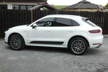 Porsche Macan 3.0 TD V6 S SUV 5dr Diesel PDK 4WD Euro 6 (s/s) (258 ps)