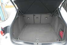 Porsche Macan 3.0 TD V6 S SUV 5dr Diesel PDK 4WD Euro 6 (s/s) (258 ps)