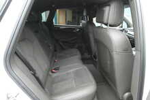 Porsche Macan 3.0 TD V6 S SUV 5dr Diesel PDK 4WD Euro 6 (s/s) (258 ps)