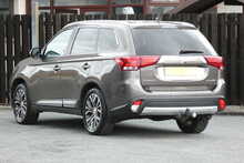 Mitsubishi Outlander 2.2 DI-D GX4 SUV 5dr Diesel Manual 4WD Euro 6 (s/s) (147 ps)