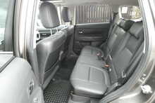 Mitsubishi Outlander 2.2 DI-D GX4 SUV 5dr Diesel Manual 4WD Euro 6 (s/s) (147 ps)