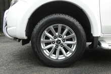 Mitsubishi L200 2.4 DI-D DC Barbarian Pickup Double Cab 4dr Diesel Manual 4WD Euro 6 (178 ps)