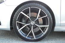 Volkswagen Golf 2.0 TSI R Cabriolet 2dr Petrol DSG Euro 5 (265 ps)