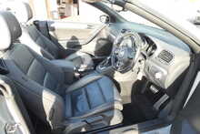 Volkswagen Golf 2.0 TSI R Cabriolet 2dr Petrol DSG Euro 5 (265 ps)