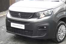 Peugeot Partner 1.5 BlueHDi 650 Professional Standard Panel Van 5dr Diesel Manual SWB Euro 6 (s/s) (75 bhp)
