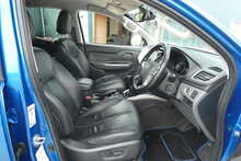 Mitsubishi L200 2.4 DI-D DC Warrior Pickup Double Cab 4dr Diesel Manual 4WD Euro 6 (178 ps)