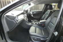 Mercedes-Benz GLA 1.6 GLA200 Sport (Executive) SUV 5dr Petrol Manual Euro 6 (s/s) (156 ps)